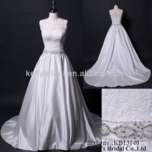 heavy lace and beading good wedding dress design